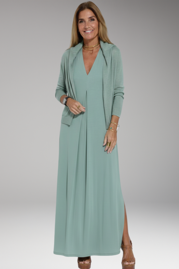 Women's Maxi Dress with V Neck and Sleeveless Cut