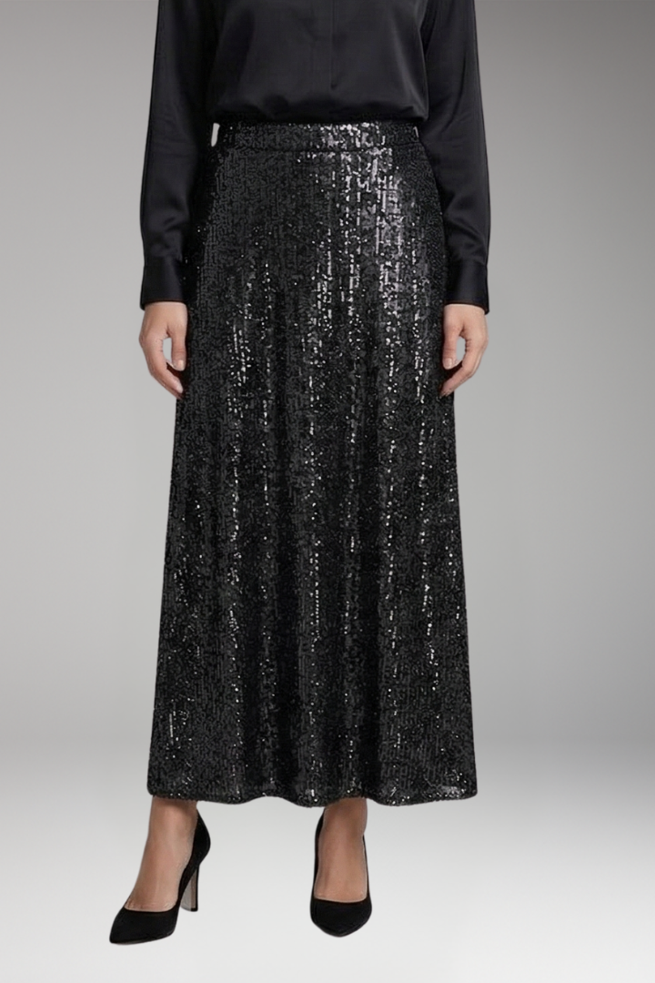Women’s Maxi Skirt with Elastic Waistband and Textured Surface