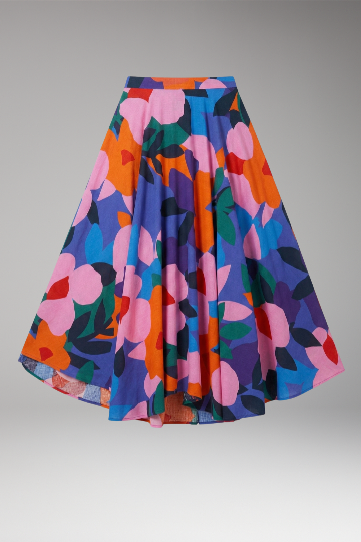 Women’s Maxi Skirt with High Waist and Graphic Print