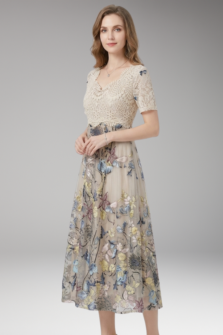Women's Midi Dress with Lace Details and V-Neckline