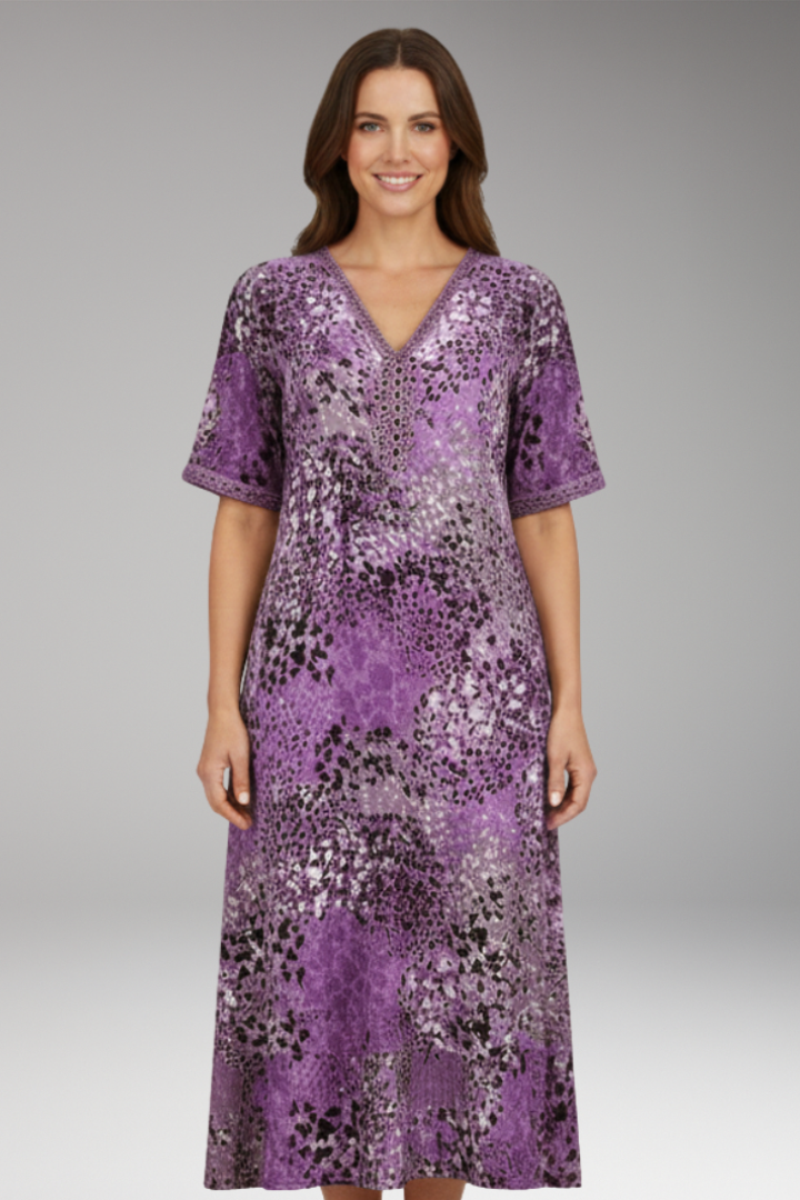Women's Midi Dress with V Neck and Side Pockets