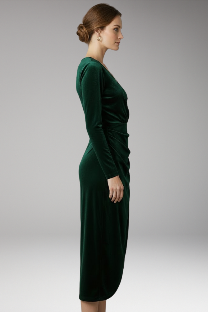 Women's Midi Velvet Dress with Flowing Silhouette and Stylish Accents