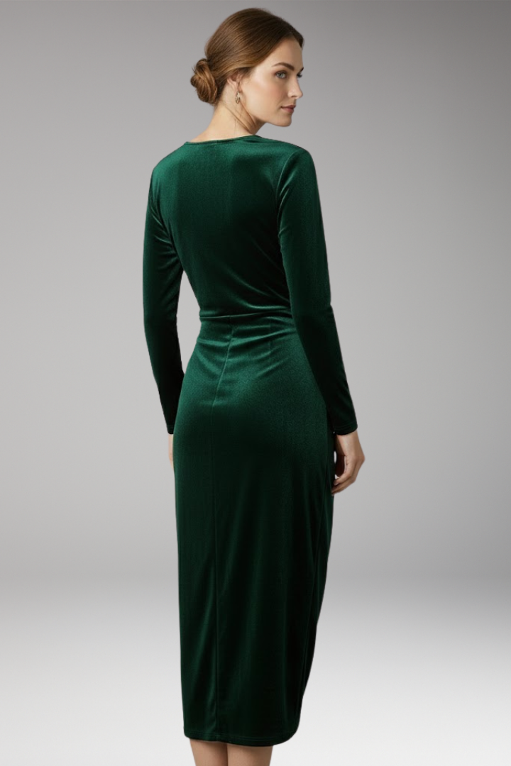 Women's Midi Velvet Dress with Flowing Silhouette and Stylish Accents