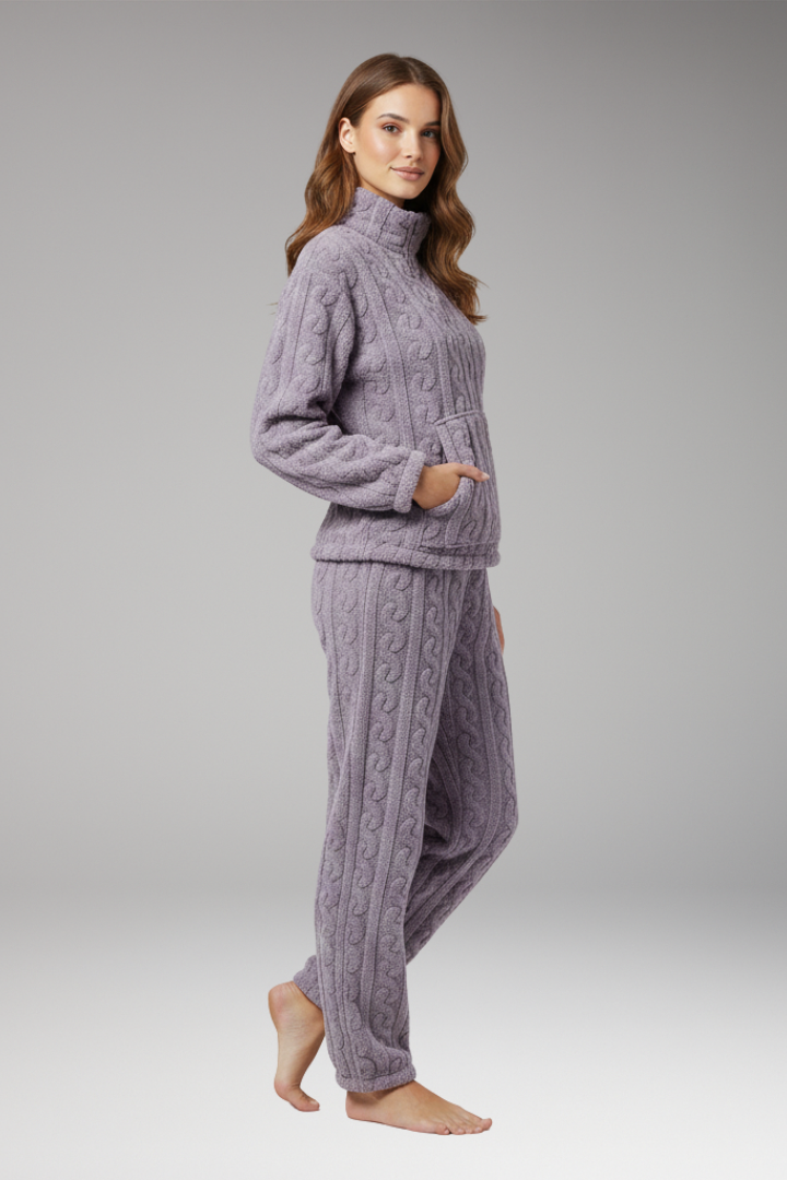 Women’s Pajama Set with Zipper Top and Textured Fleece