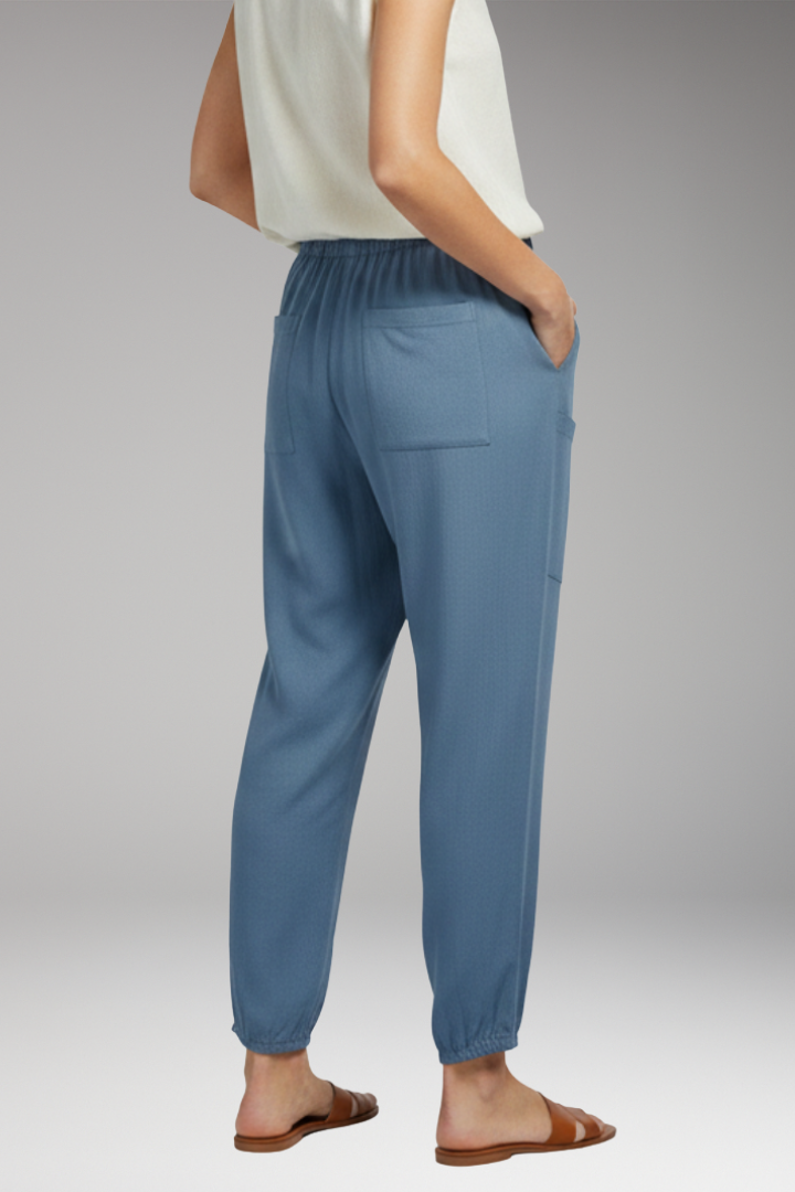 Women’s Trousers with Drawstring Waist and Side Pockets
