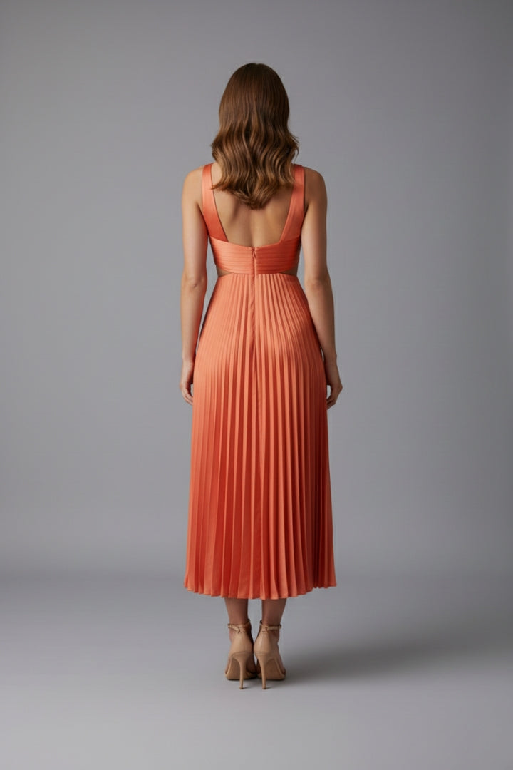 Women's Pleated Satin Dress with Versatile Design and Elegant Look