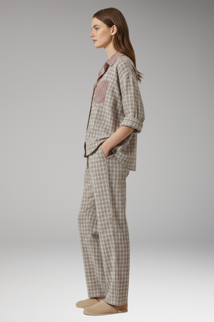 Women’s Pyjama Top with Checked Surface and Contrasting Collar