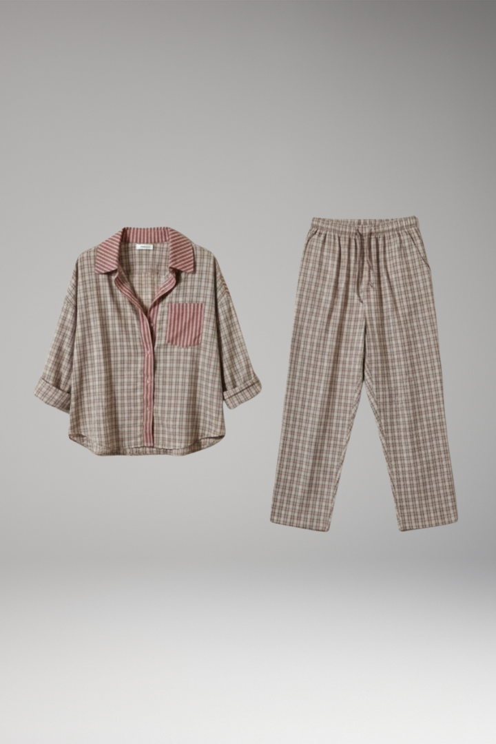 Women’s Pyjama Top with Checked Surface and Contrasting Collar