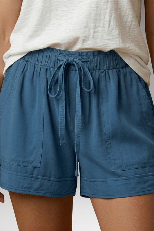 Women's Relaxed Shorts with Drawstring Waist and Pockets