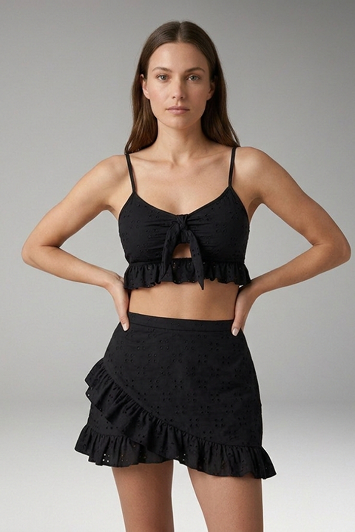 Women’s Ruffled Bikini Set with High-Waisted Bottoms