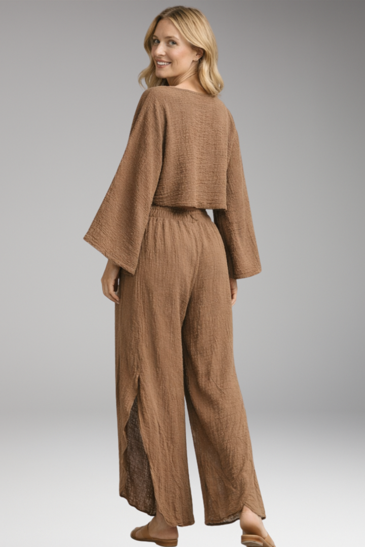 Women’s Set with Cropped Top and Slit Trousers