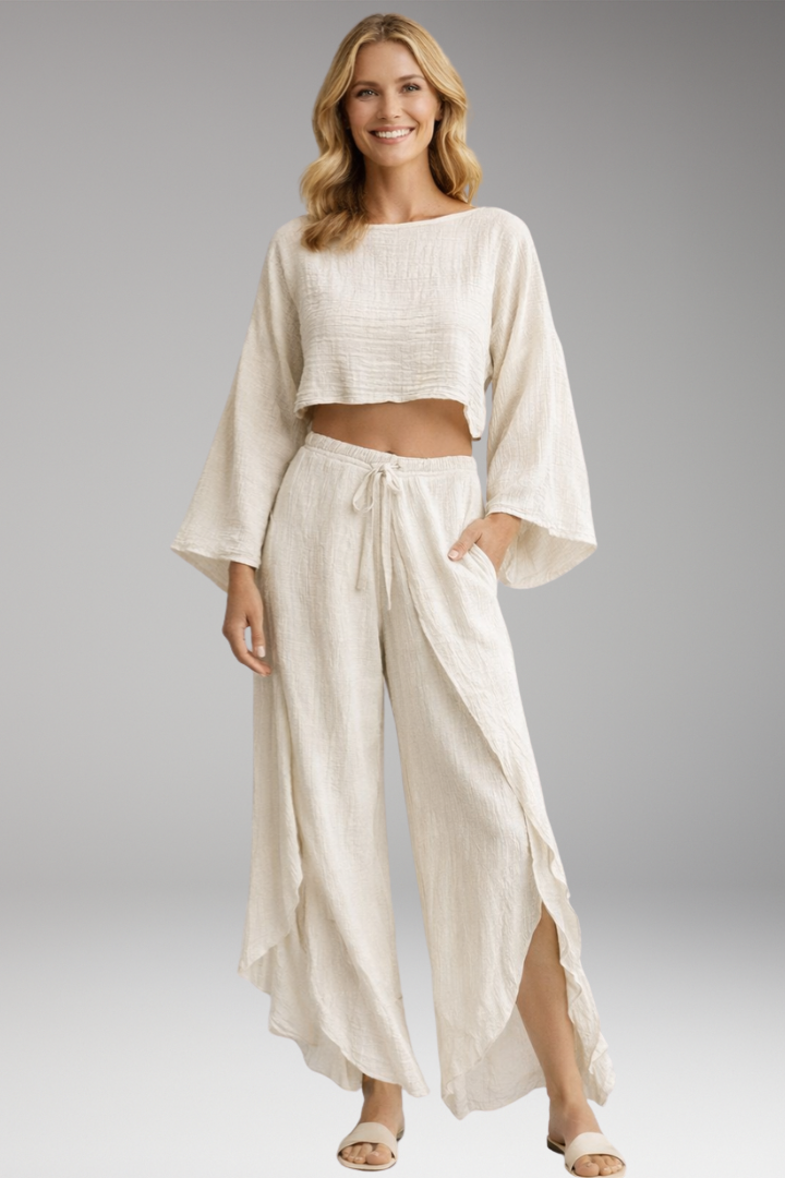 Women’s Set with Cropped Top and Slit Trousers