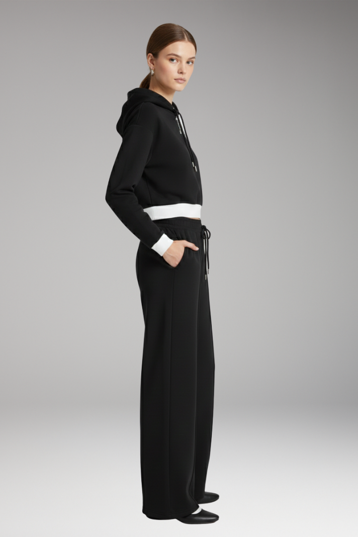 Women’s Set with Hooded Top and Wide Pants
