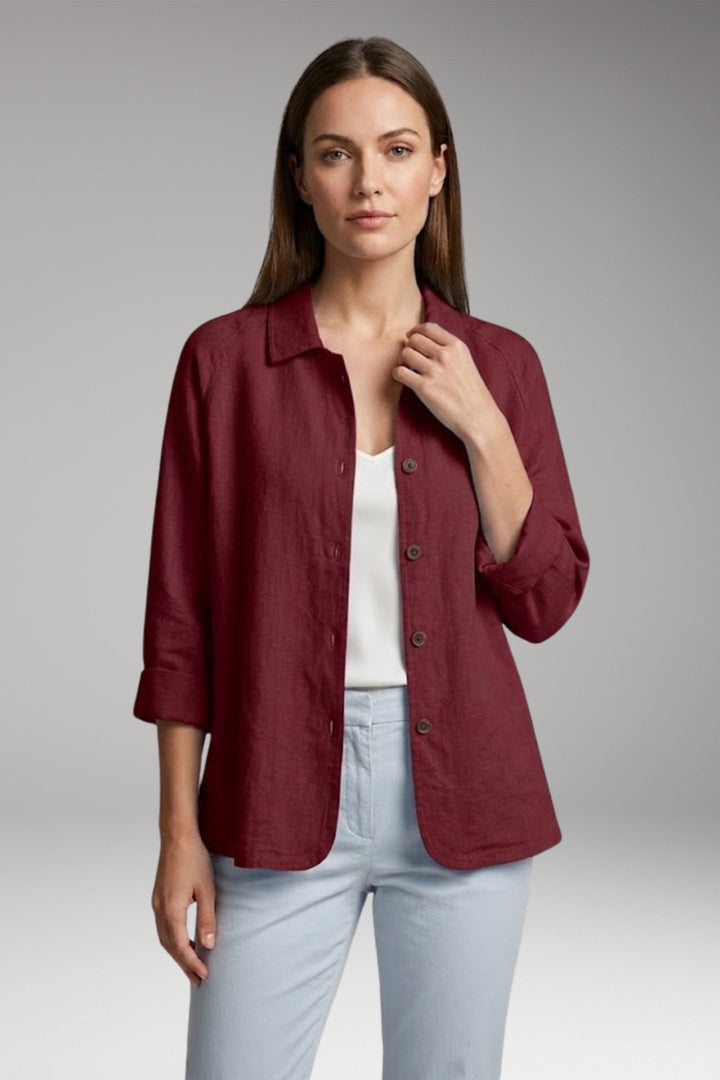 Women’s Shirt with Button Closure and Rollable Sleeves