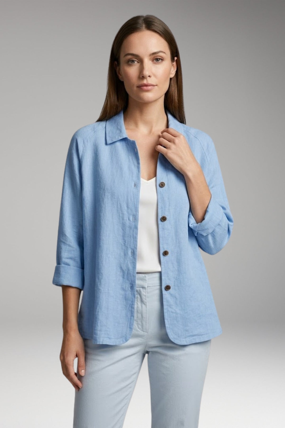 Women’s Shirt with Button Closure and Rollable Sleeves