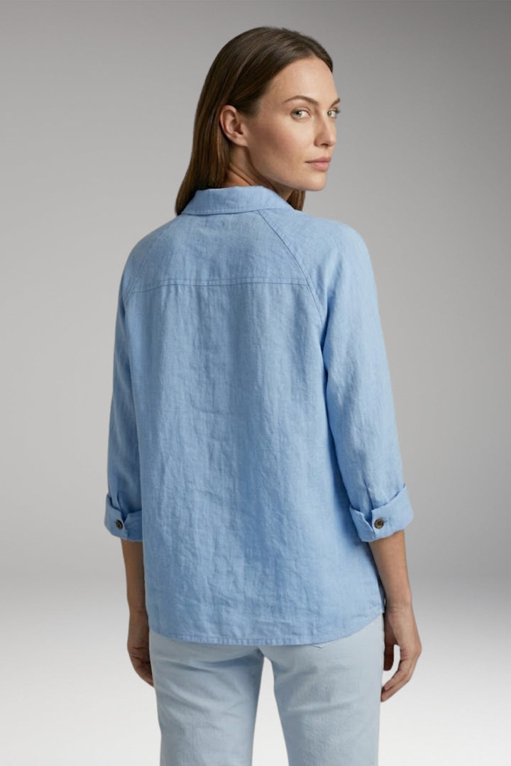Women’s Shirt with Button Closure and Rollable Sleeves