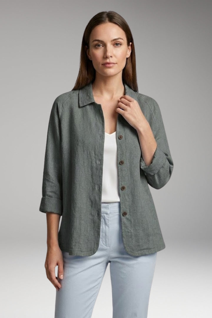 Women’s Shirt with Button Closure and Rollable Sleeves