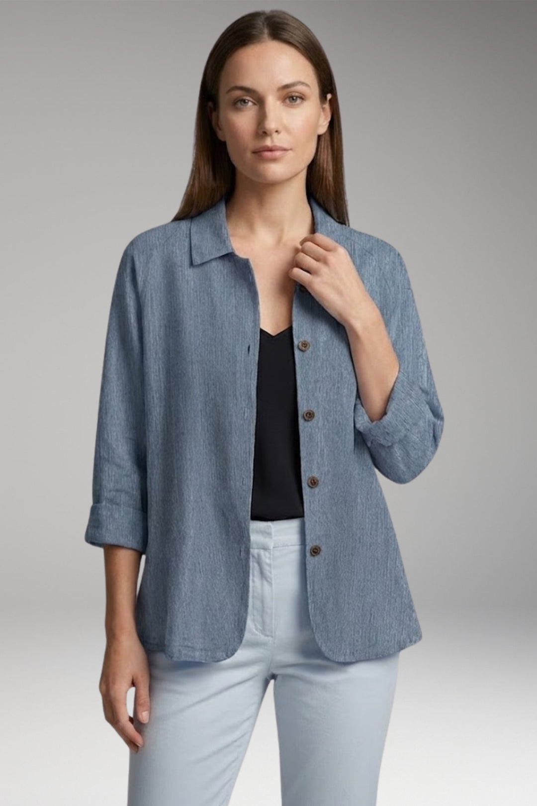Women’s Shirt with Button Closure and Rollable Sleeves