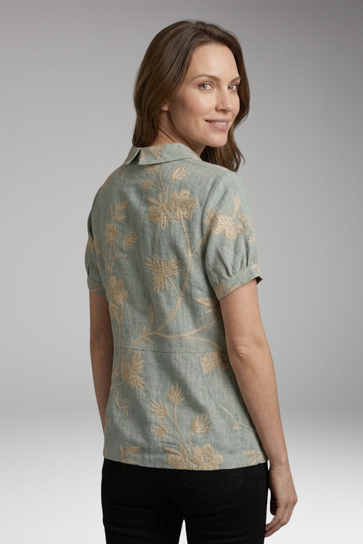 Women’s Shirt with Collar Neckline and Short Sleeves