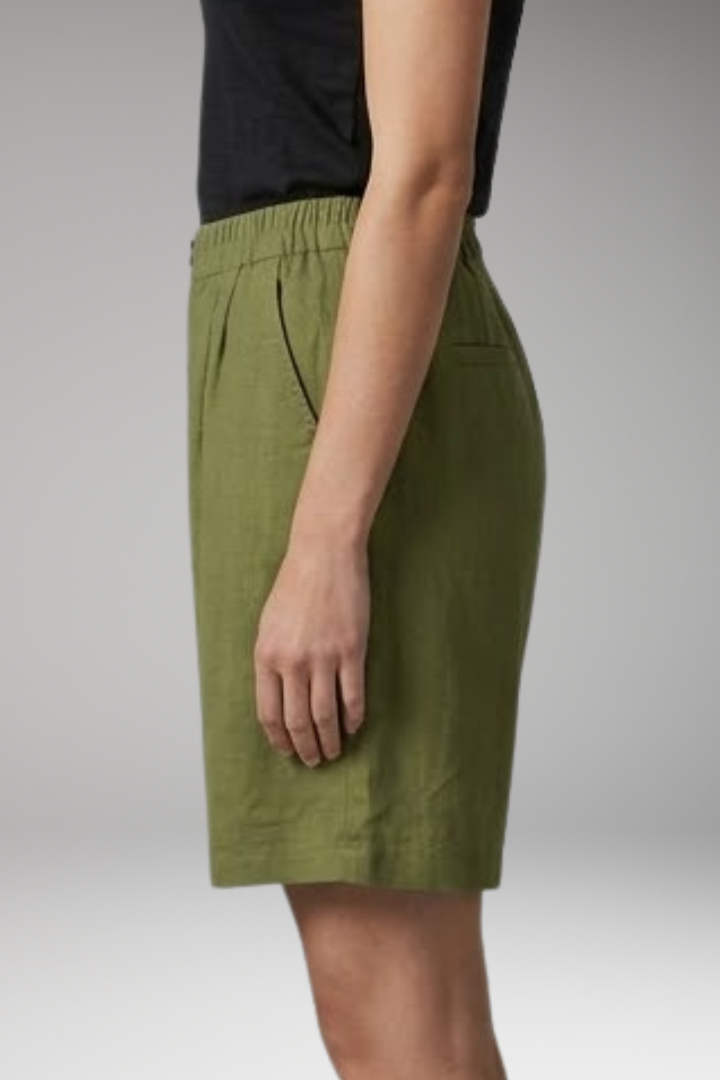 Women’s Shorts with Elastic Waist and Side Pockets