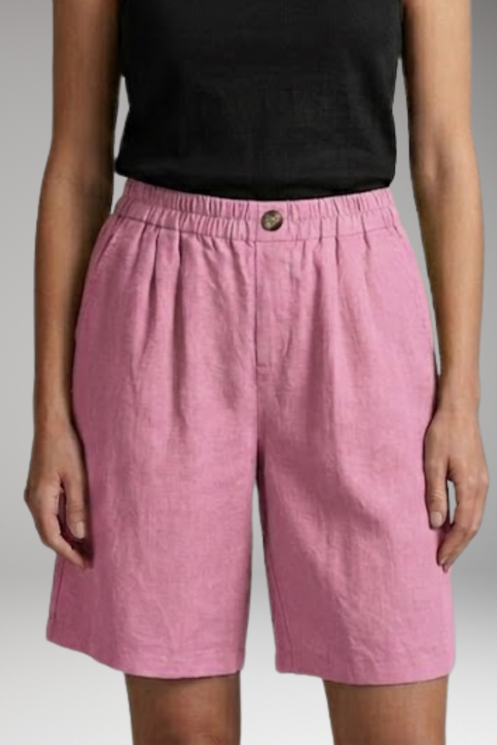 Women’s Shorts with Elastic Waist and Side Pockets