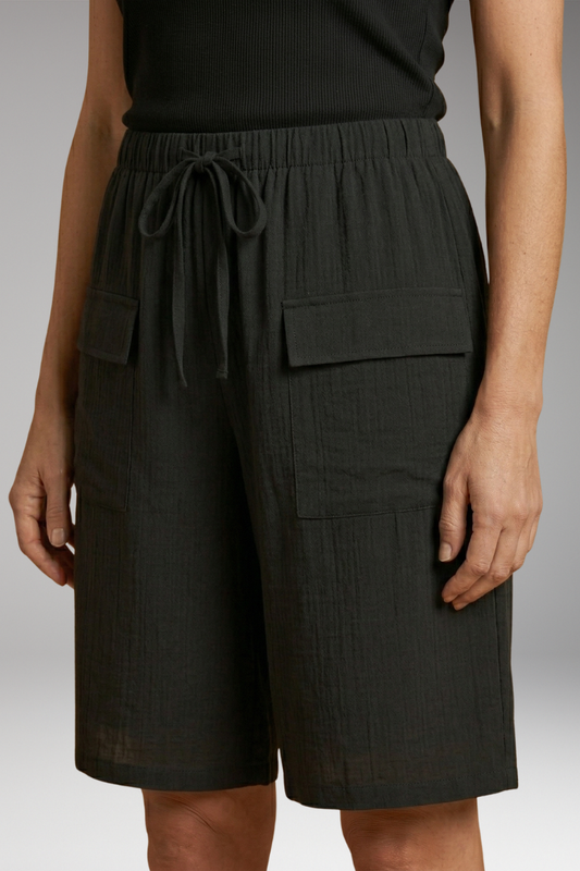 Women's Shorts with Elasticated Waistband and Front Pockets