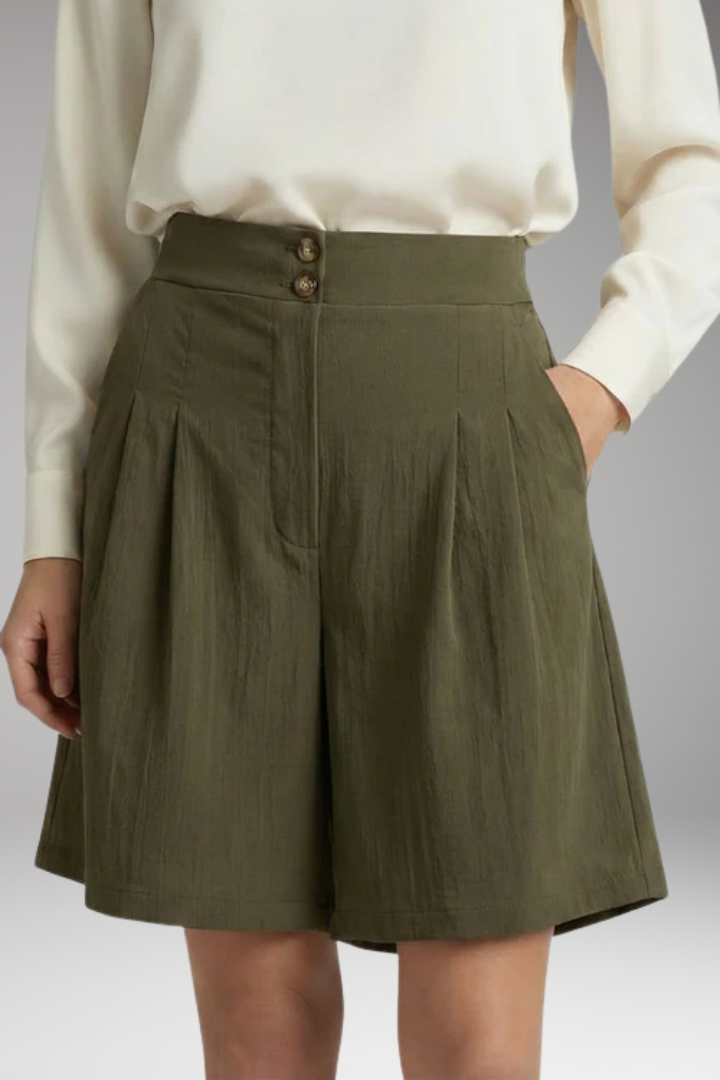 Women’s High-Waisted Shorts with Button Closure