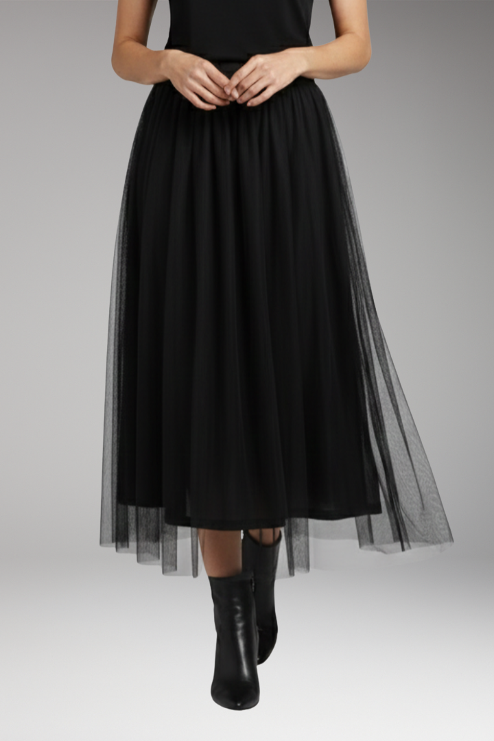 Women’s Skirt with High Waist and Layered Tulle