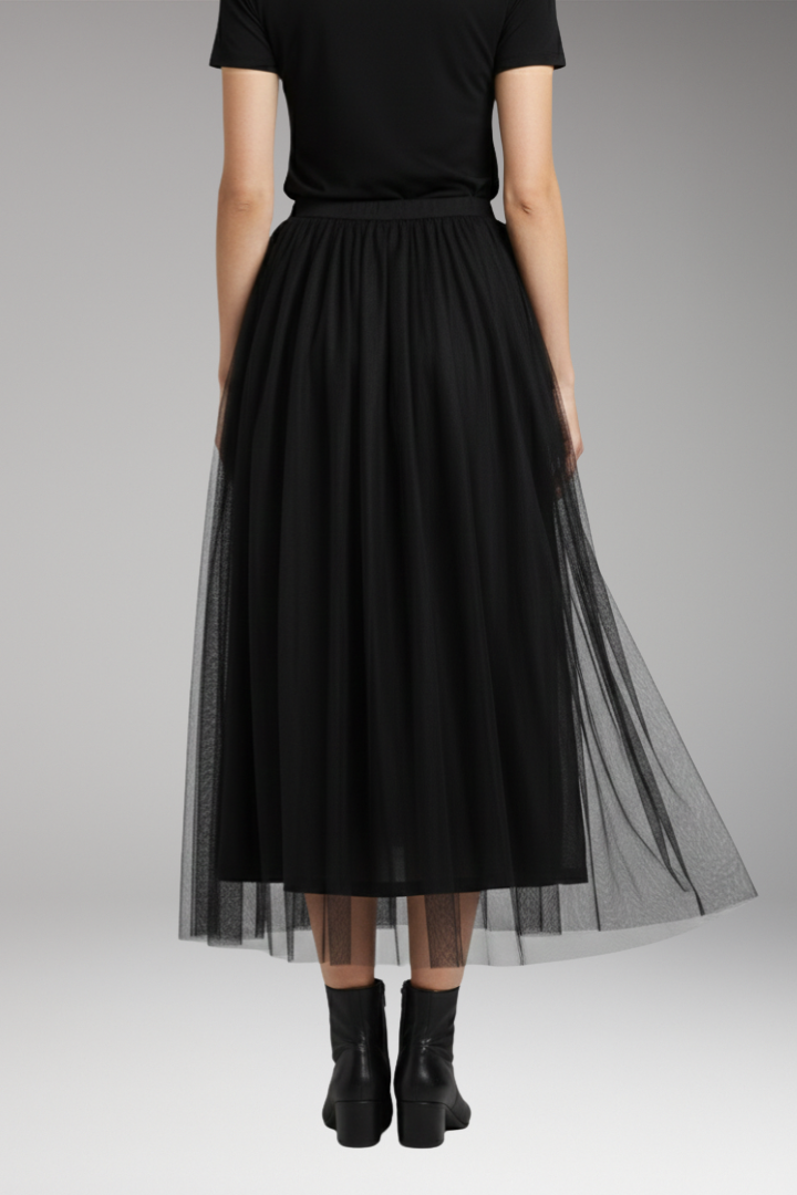 Women’s Skirt with High Waist and Layered Tulle