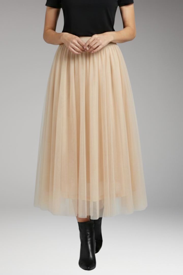 Women’s Skirt with High Waist and Layered Tulle