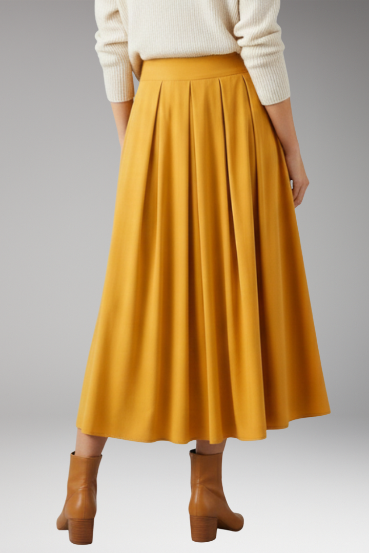 Women’s Skirt with High Waist and Pleated Design