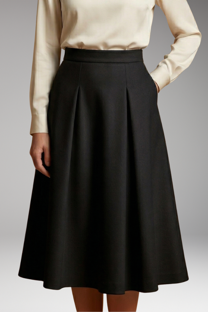 Women’s Skirt with High Waist and Side Pockets