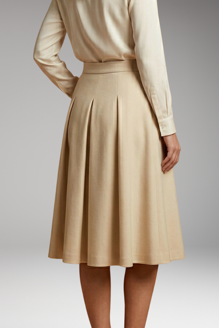 Women’s Skirt with High Waist and Side Pockets