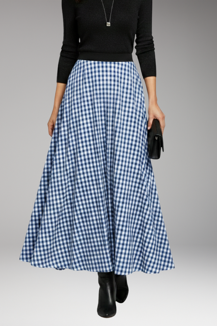 Women’s Skirt with High Waist and Side Pockets