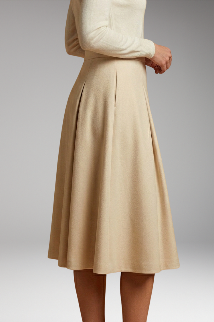 Women’s Skirt with High Waist and Side Pockets