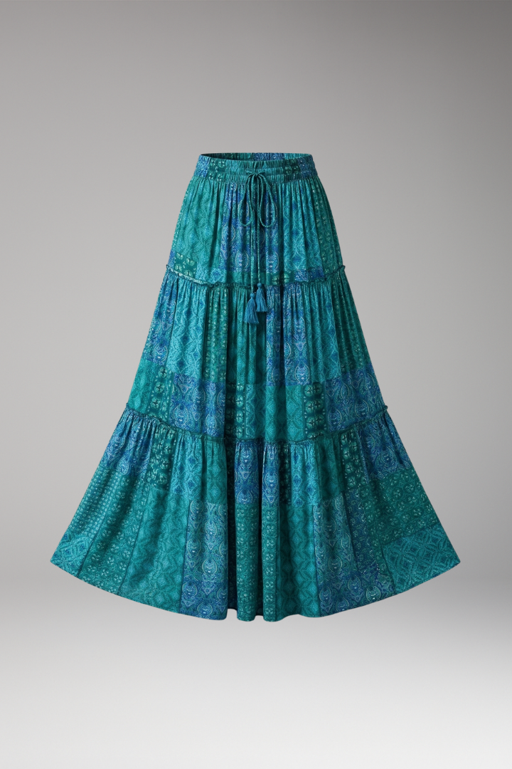 Women’s Skirt with High Waist and Tiered Layers
