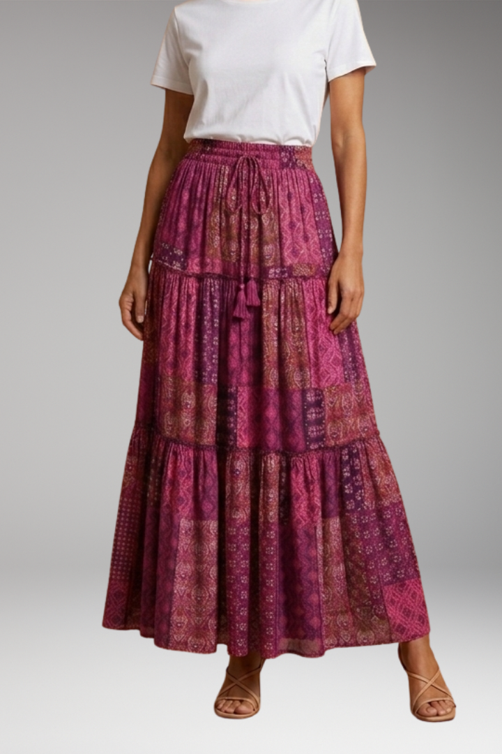 Women’s Skirt with High Waist and Tiered Layers