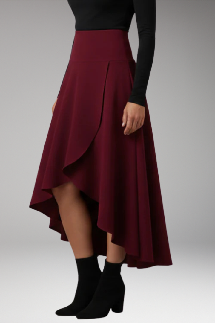 Women’s Skirt with Pleated Design and Layered Hem