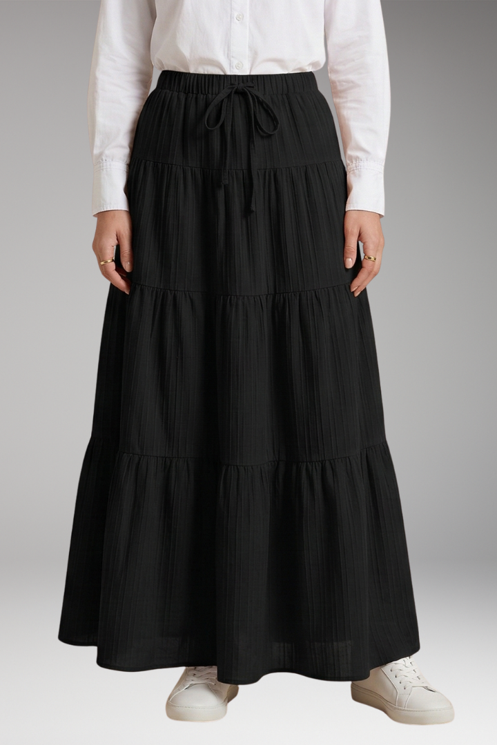 Women’s Skirt with Tiered Layers and Waistband