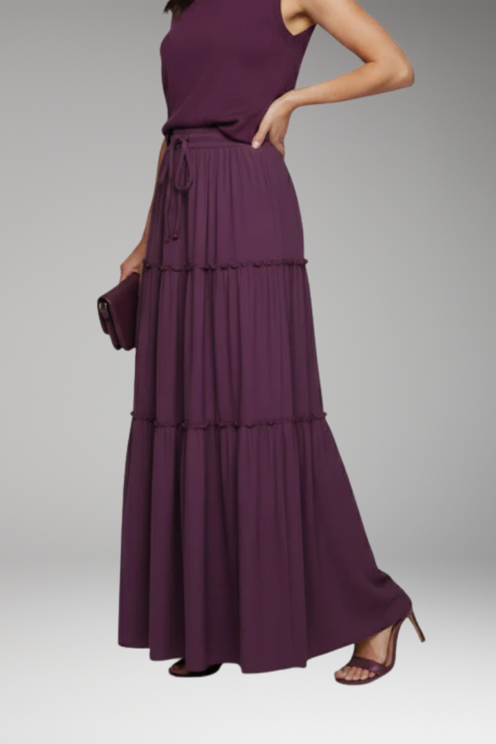 Women’s Skirt with Tiered Layers and Waistband