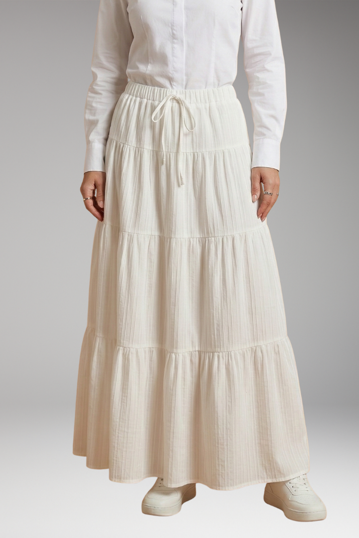Women’s Skirt with Tiered Layers and Waistband