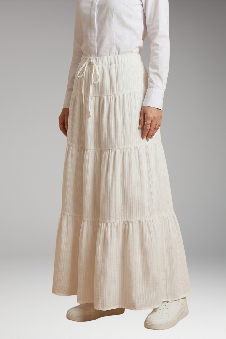 Women’s Skirt with Tiered Layers and Waistband