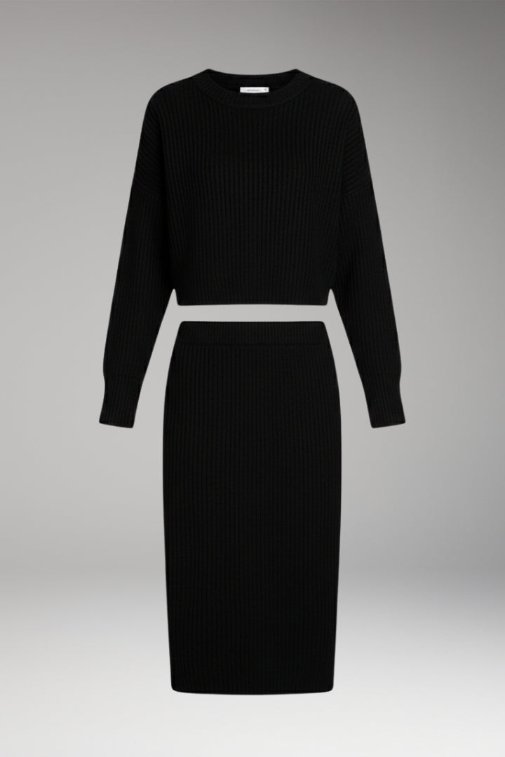 Women's Sleeveless Dress with Matching Jumper and Round Neckline