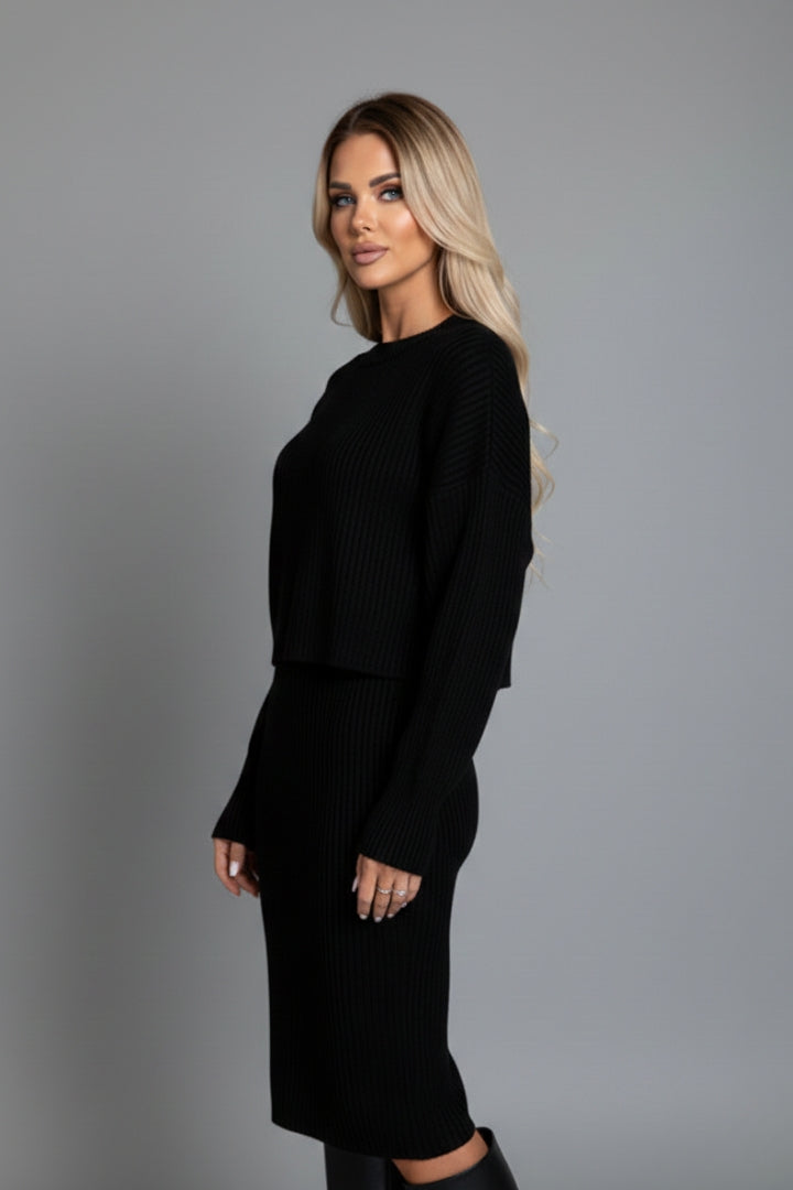 Women's Sleeveless Dress with Matching Jumper and Round Neckline