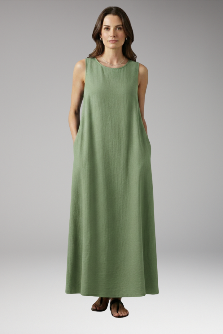 Women's Sleeveless Dress with Round Neckline and Practical Pockets