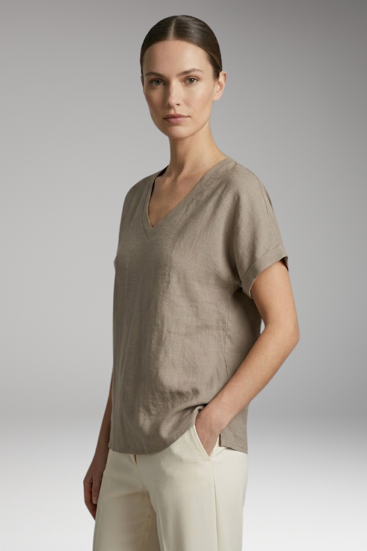 Women’s Summer T-Shirt with V-Neck and Loose Fit