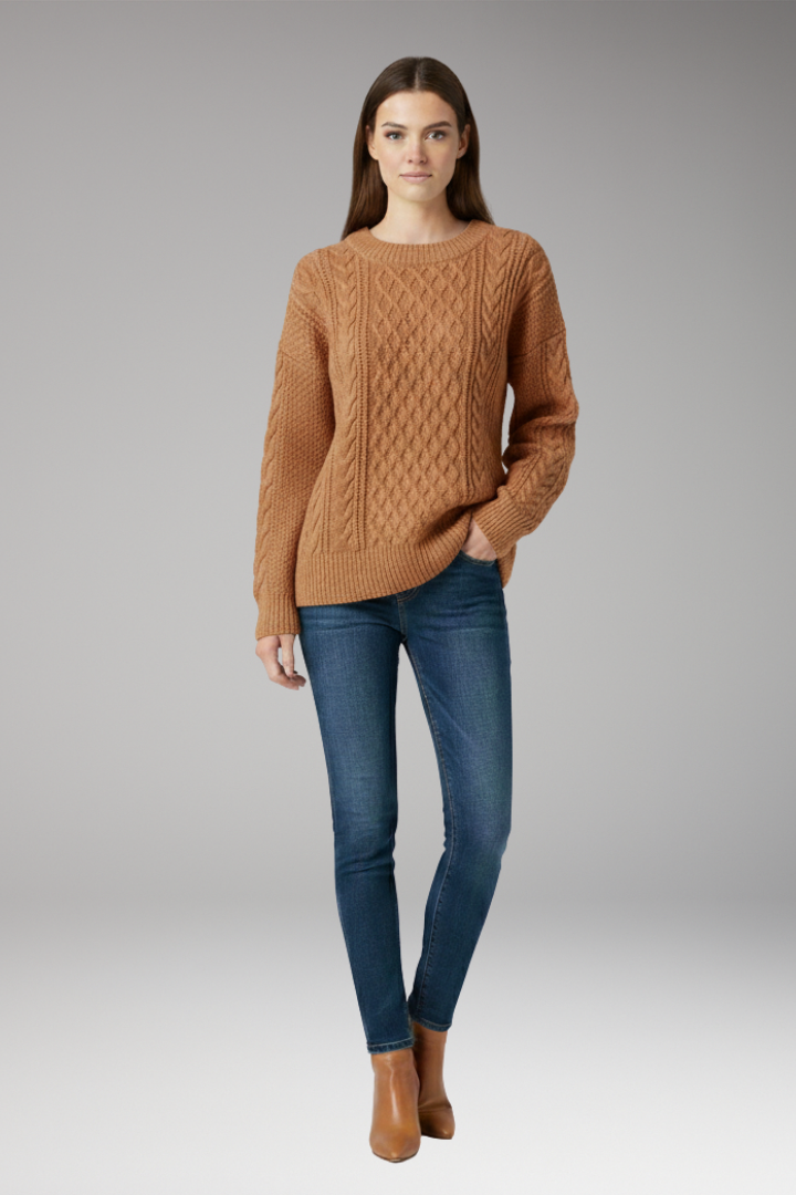 Women’s Jumper with Crew Neck and Cable Surface