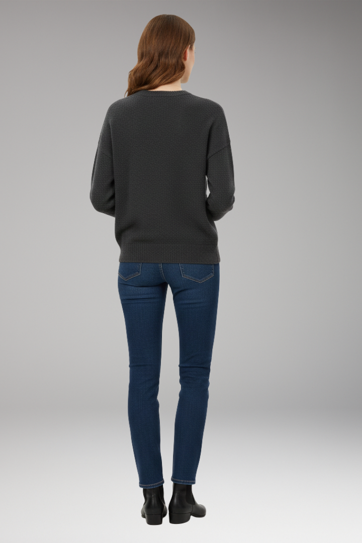 Women’s Jumper with Crew Neckline and Long Sleeves