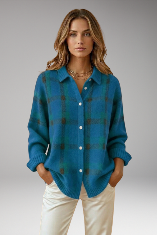 Women's Sweater with Retro Check Pattern and Flattering Fit