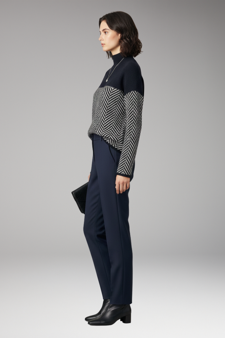 Women’s Jumper with Stand-Up Collar and Long Sleeves